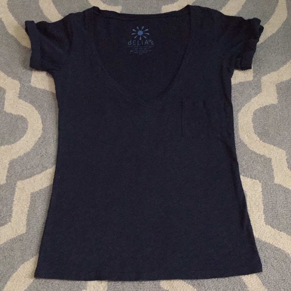 dELiA*s navy deep v t-shirt